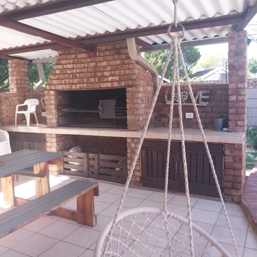4 Bedroom Property for Sale in El Toro Park Northern Cape